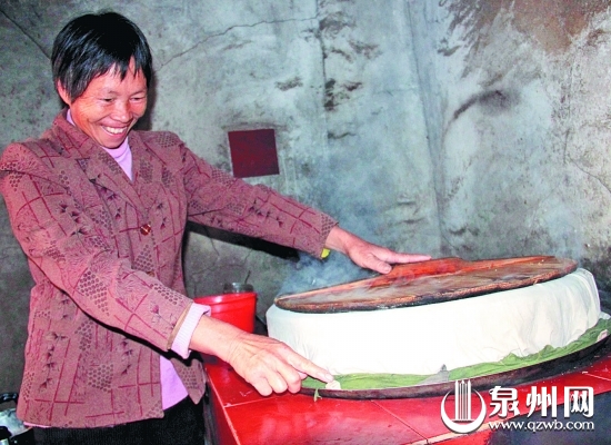 蒸白粿是許多農村的習俗